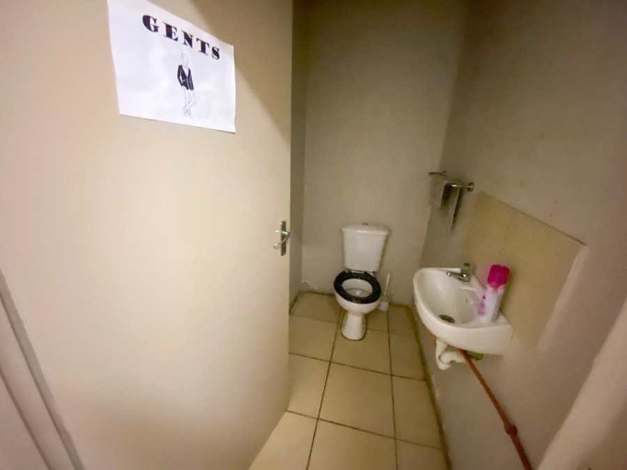 To Let commercial Property for Rent in Salt River Western Cape